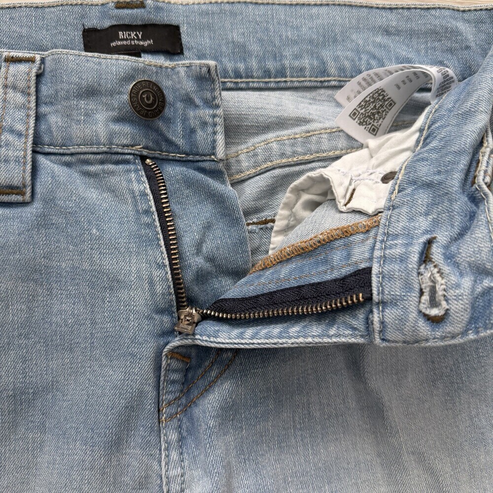 True Religion RICKY Jeans Relaxed Straight Distressed Men's Size 32 Light Wash - Picture 7 of 16